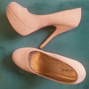 Qupid tan heels